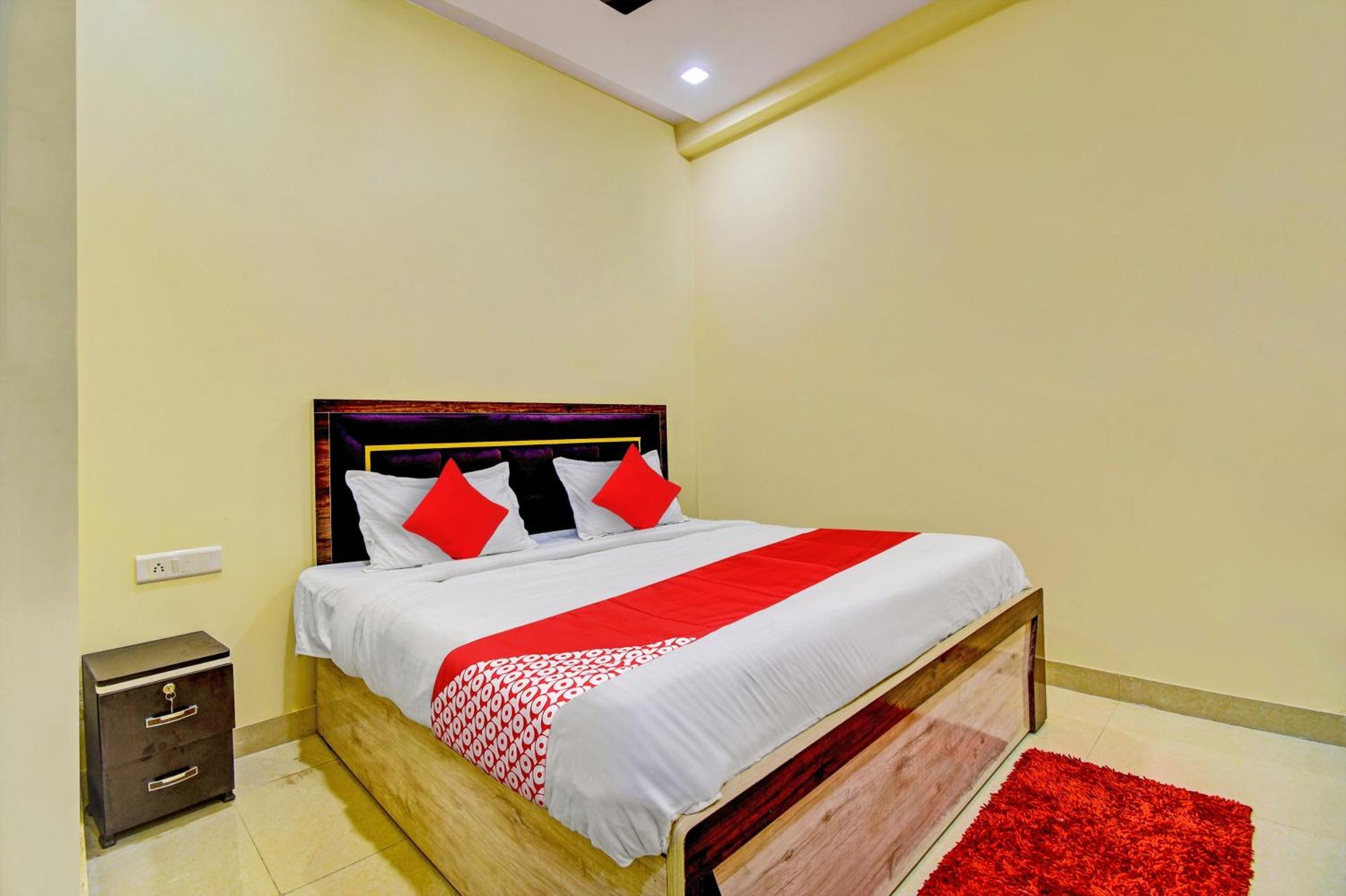 Hotel O Friendship Inn 德里 外观 照片