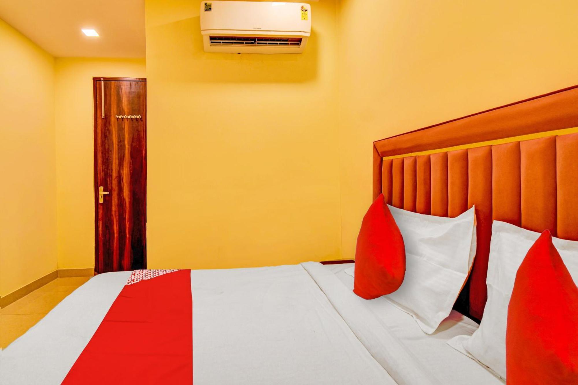 Hotel O Friendship Inn 德里 外观 照片